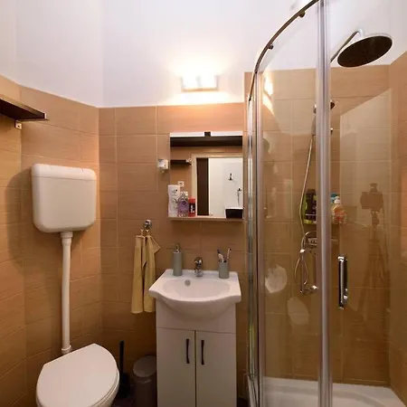 Apartament Erezd Magad Otthon Sziveben *